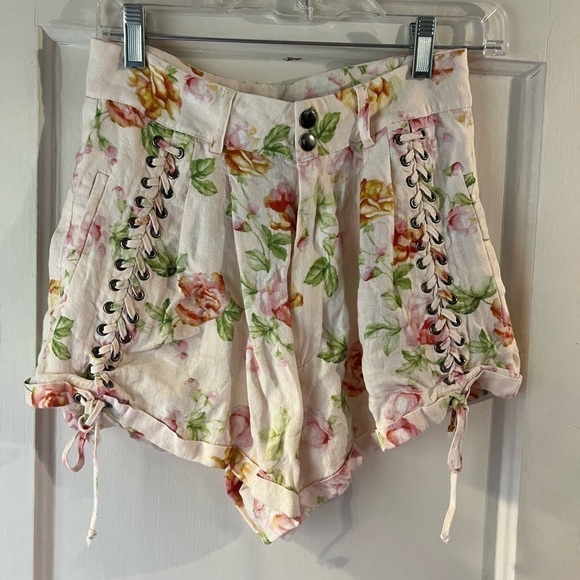 The Kooples Linen Lace Floral Shorts 1 - Picture 4 of 10